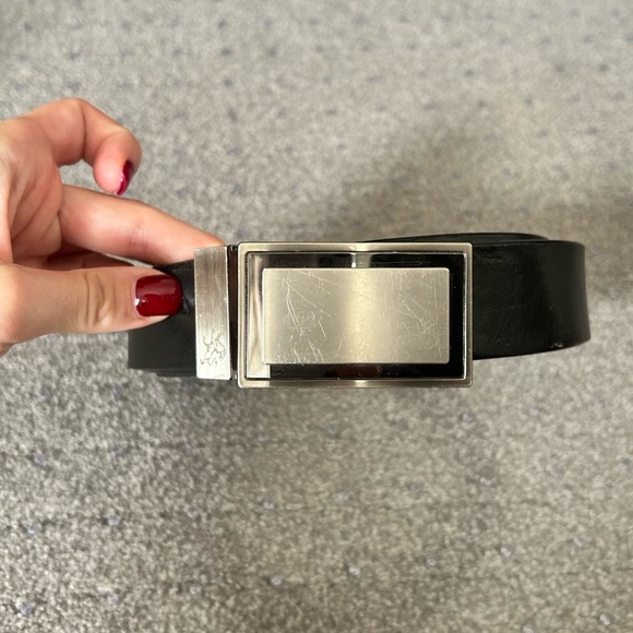 Men’s Express Reversible Belt Black/White - Picture 6 of 6